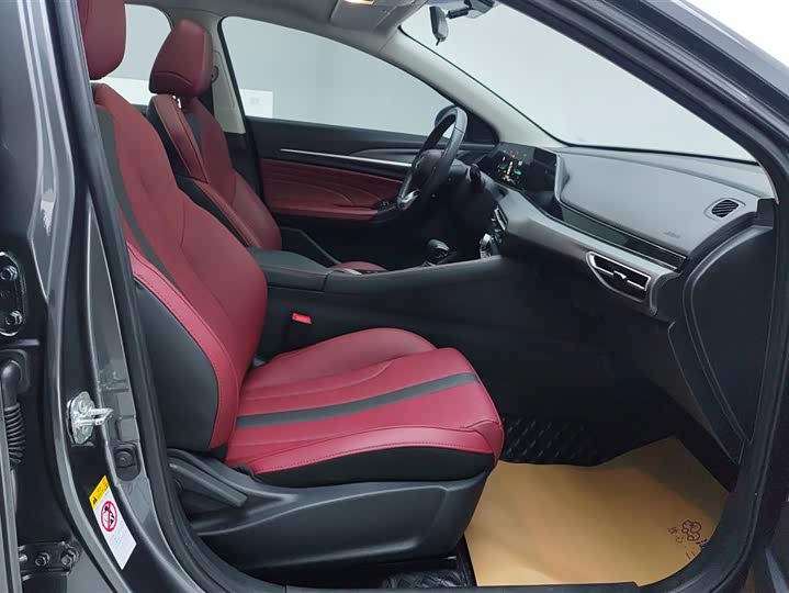 Фото 8 - Changan Eado Plus