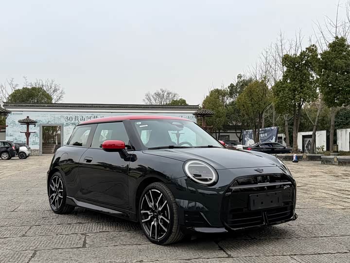 Фото 3 - Mini Cooper