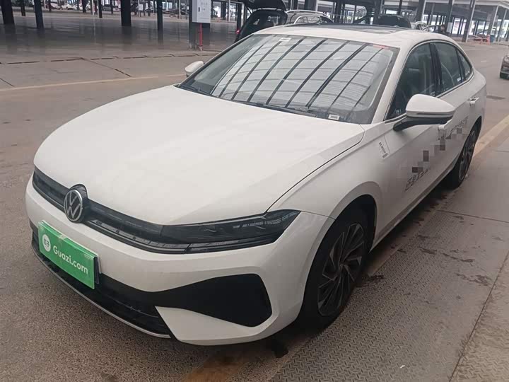 Фото 2 - Volkswagen Sagitar L