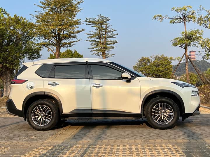 Фото 5 - Nissan X-Trail