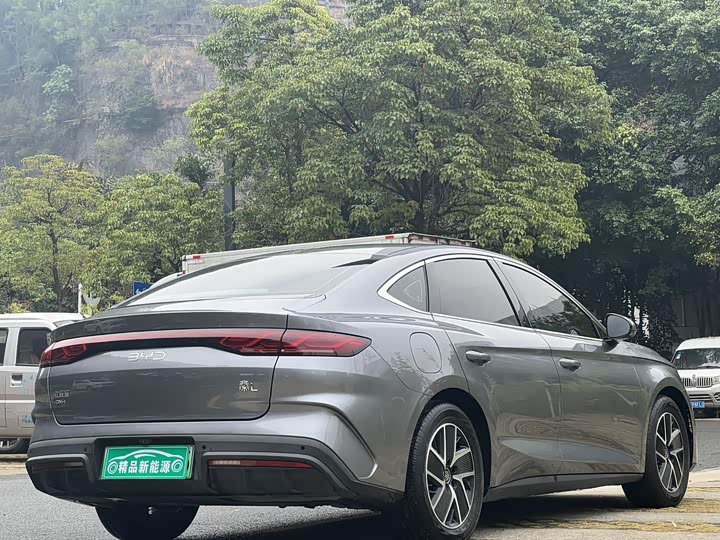 Фото 4 - BYD Qin L