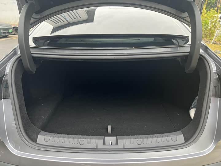 Фото 9 - BYD Qin L