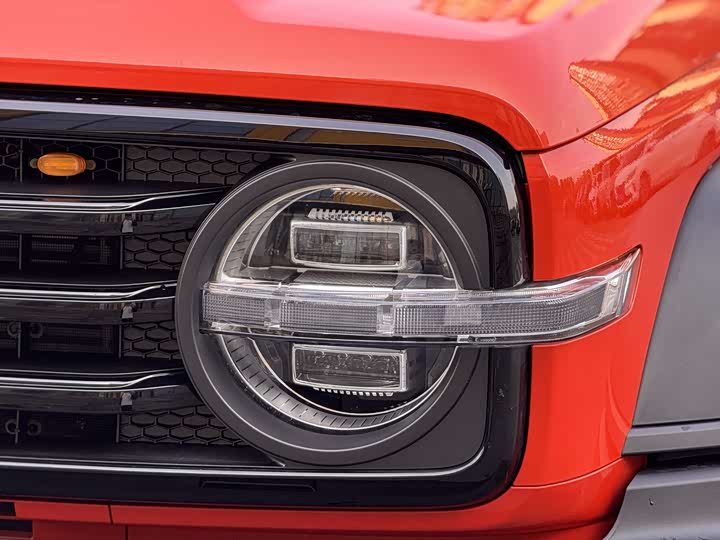 Фото 6 - Tank 300