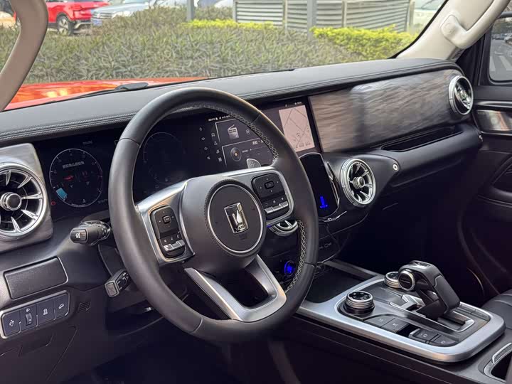 Фото 9 - Tank 300