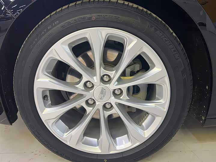 Фото 5 - Cadillac CT5