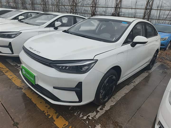 Фото 1 - Beijing EU5 Plus