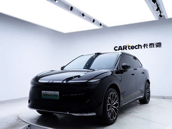 Фото 7 - Zeekr 7X