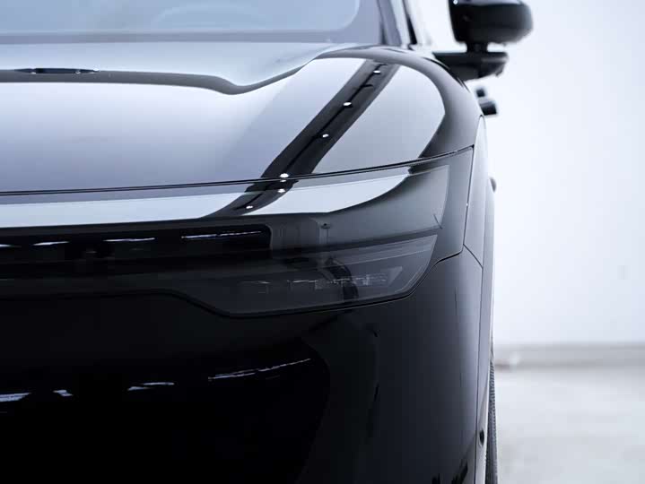 Фото 8 - Zeekr 7X