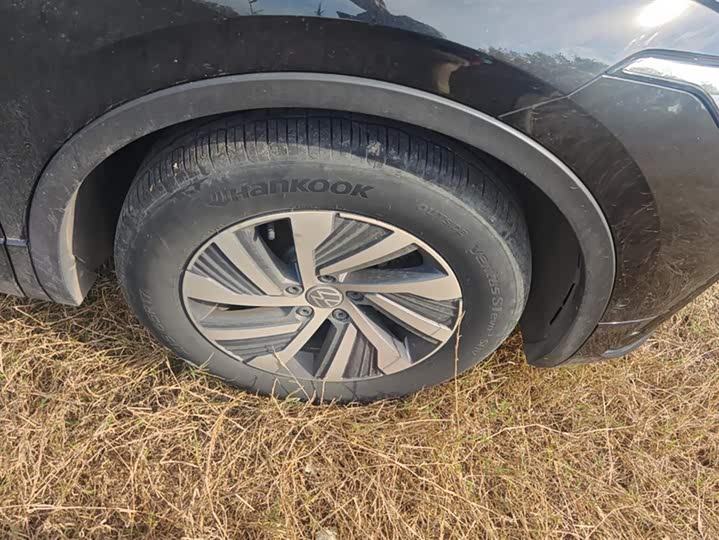 Фото 6 - Volkswagen Tiguan L Hybrid