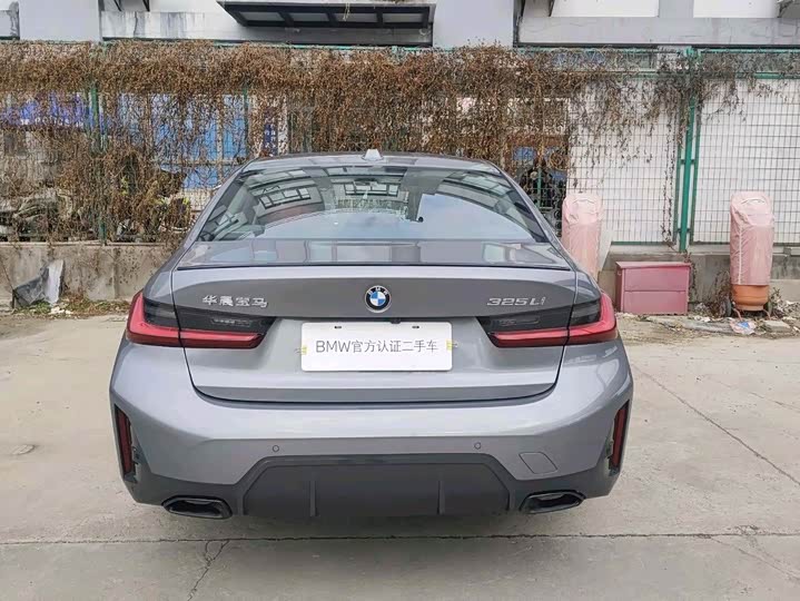 Фото 9 - BMW 3 Series