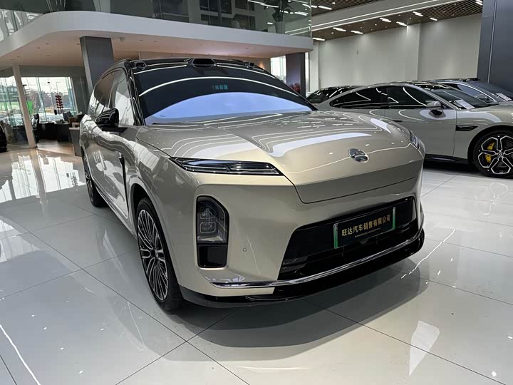 Фото 3 - Nio ES8