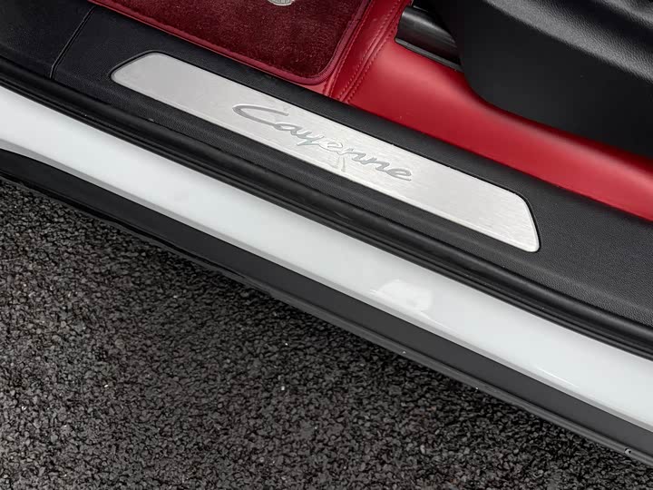 Фото 8 - Porsche Cayenne