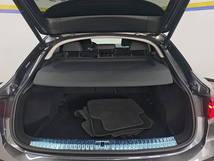 Фото 4 - Audi Q3 Sportback