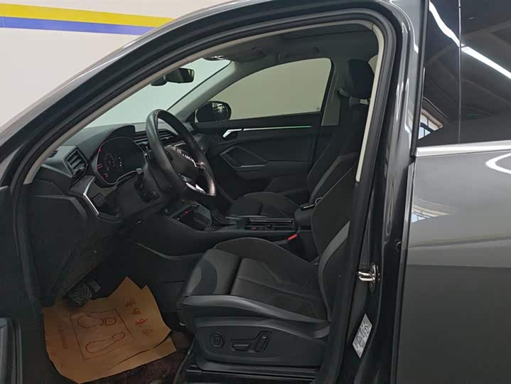 Фото 9 - Audi Q3 Sportback