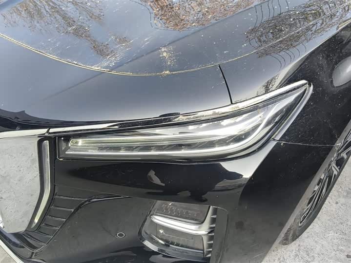 Фото 5 - Hongqi H5