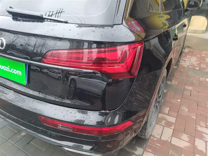 Фото 8 - Audi Q5L