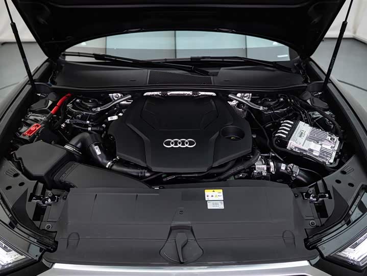 Фото 9 - Audi A6