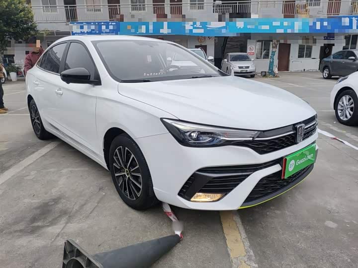 Фото 4 - Roewe i5