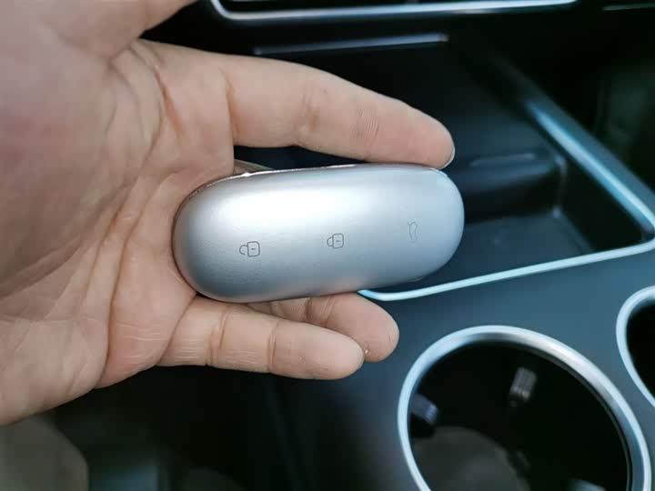 Фото 9 - LiXiang L9