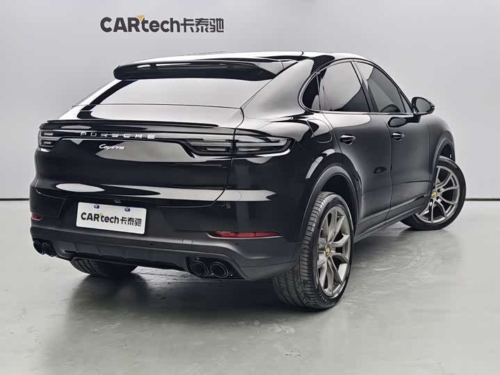 Фото 4 - Porsche Cayenne