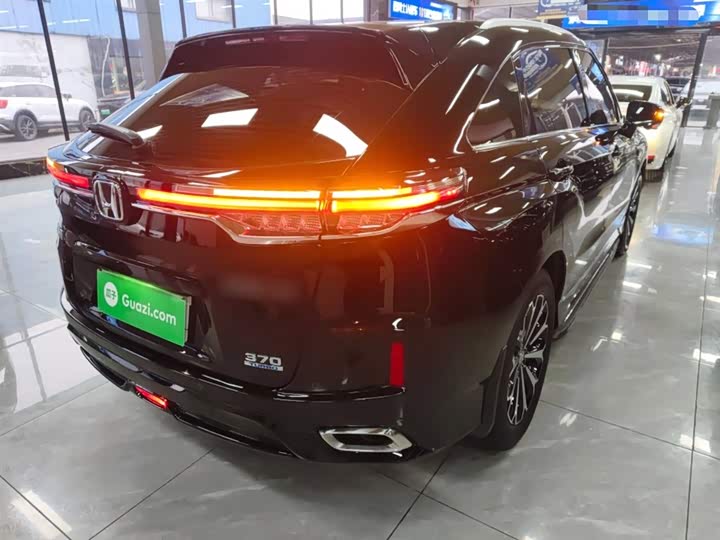 Фото 7 - Honda UR-V