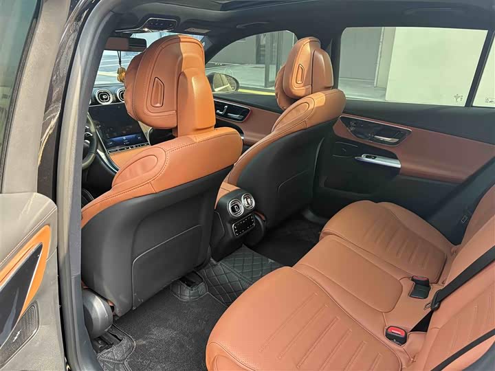 Фото 8 - Mercedes-Benz GLC-Class