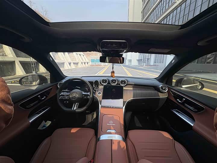 Фото 9 - Mercedes-Benz GLC-Class