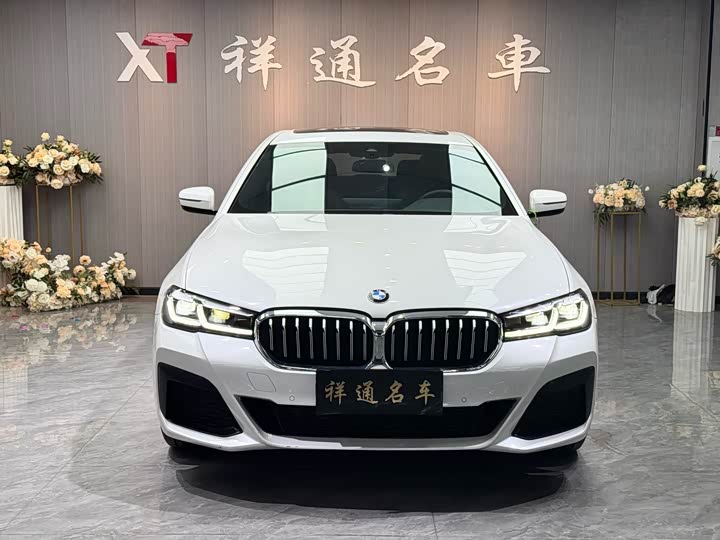 Фото 2 - BMW 5 Series