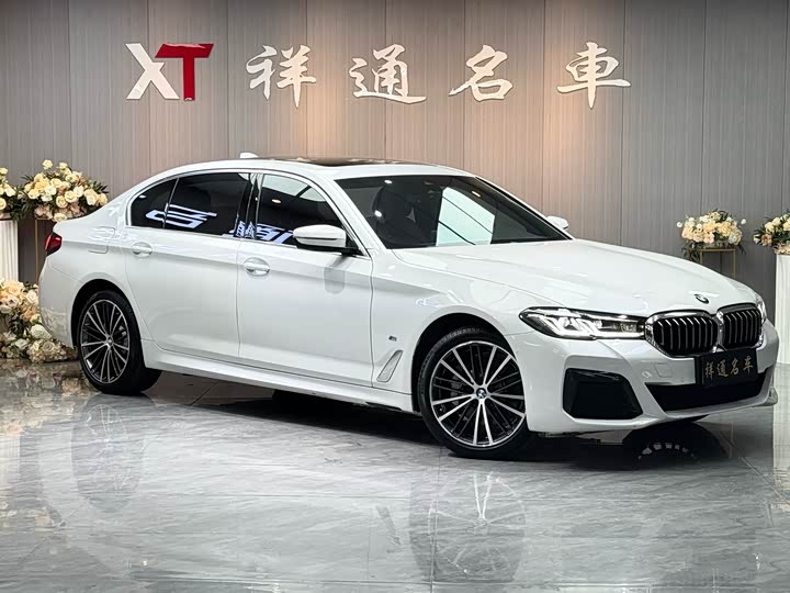 Фото 3 - BMW 5 Series