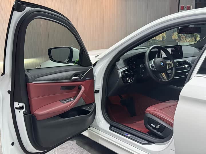 Фото 4 - BMW 5 Series