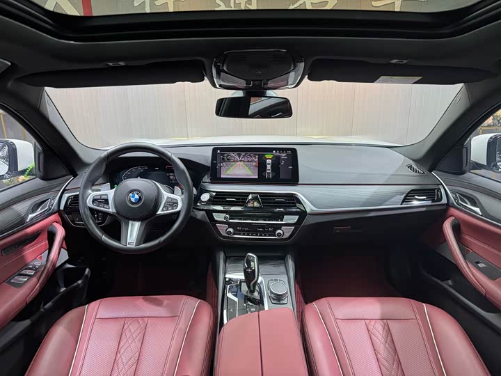 Фото 6 - BMW 5 Series