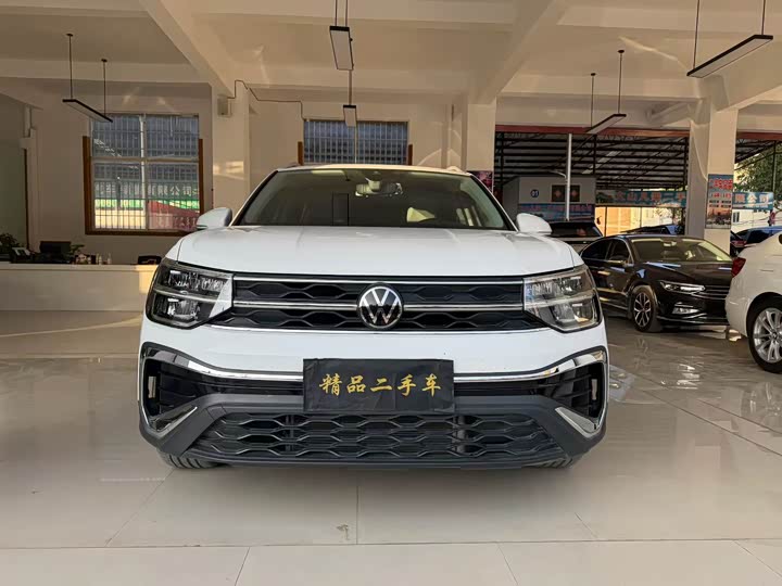 Фото 2 - Volkswagen Tharu