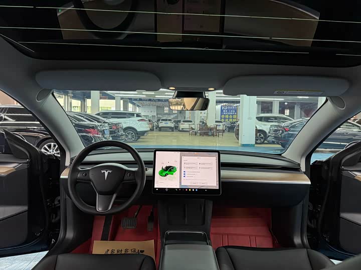 Фото 5 - Tesla Model 3