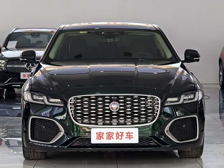 Фото 2 - Jaguar XF L