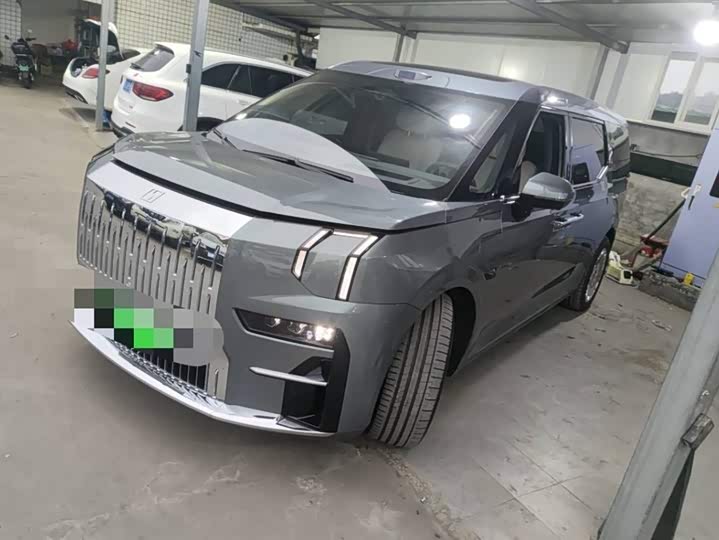 Фото 1 - Zeekr 009