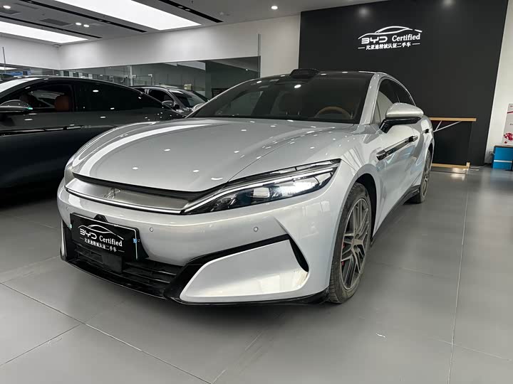 Фото 1 - BYD Han L