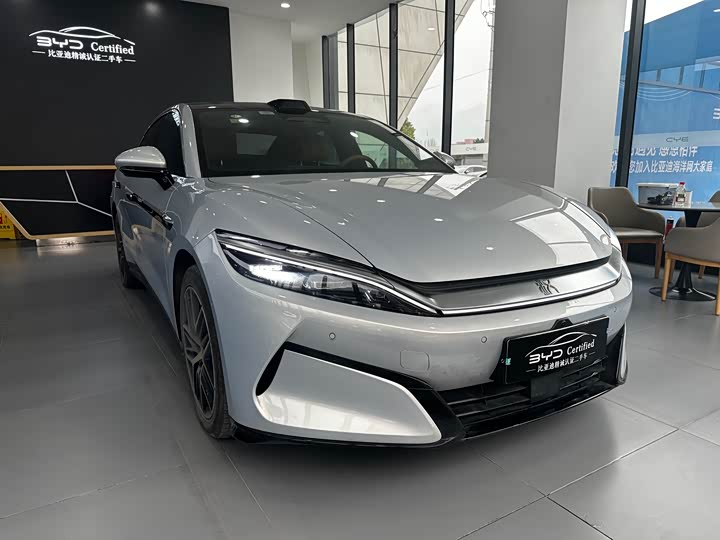 Фото 3 - BYD Han L