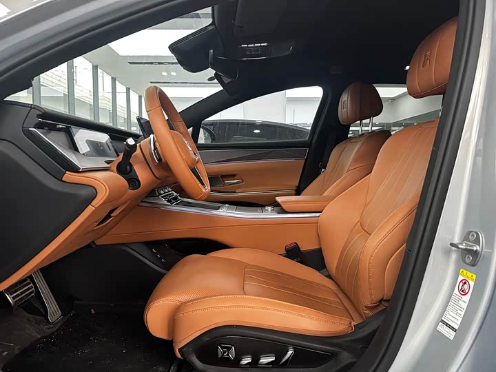 Фото 4 - BYD Han L