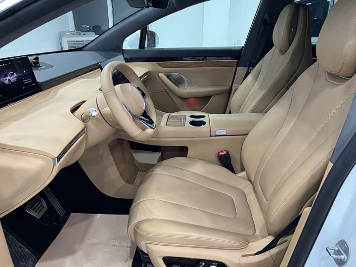 Фото 7 - Luxeed R7