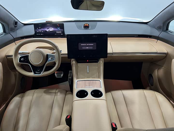 Фото 8 - Luxeed R7