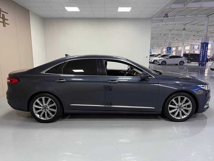 Фото 7 - Ford Taurus