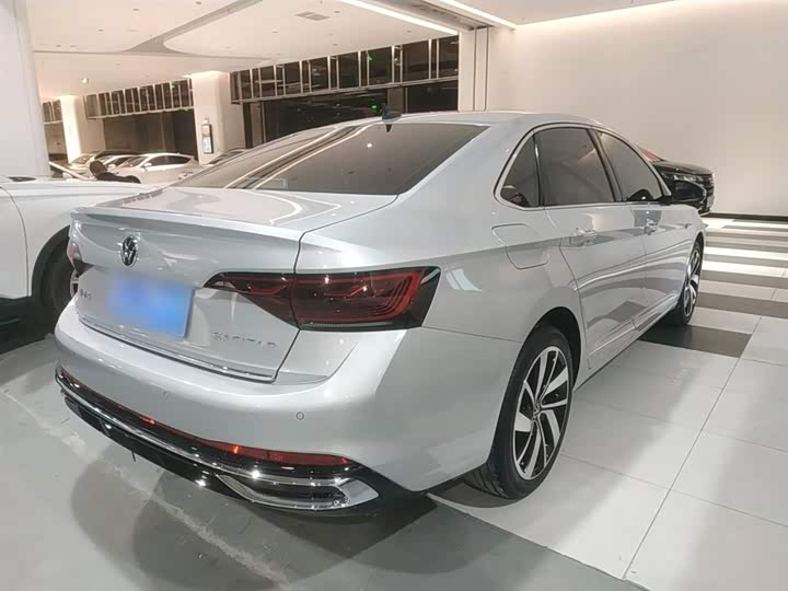 Фото 7 - Volkswagen Sagitar L