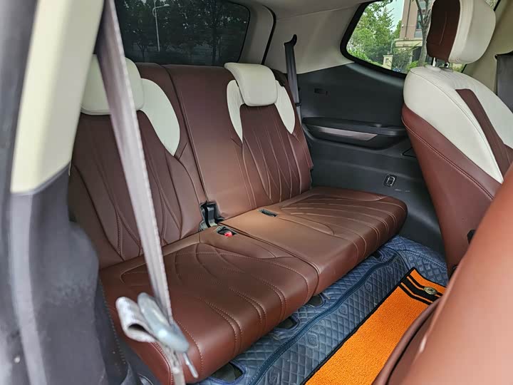 Фото 6 - Maxus Territory