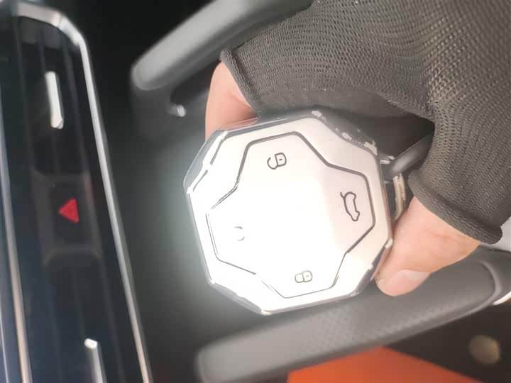 Фото 9 - Jetour T2