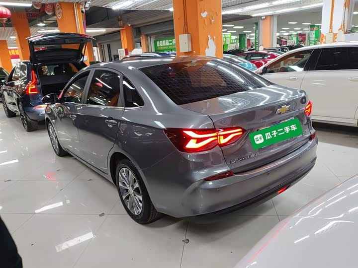 Фото 5 - Chevrolet Monza