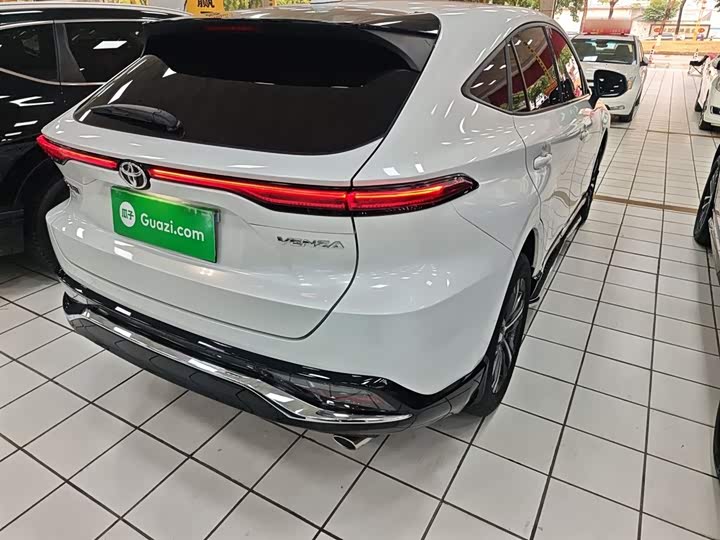 Фото 7 - Toyota Venza