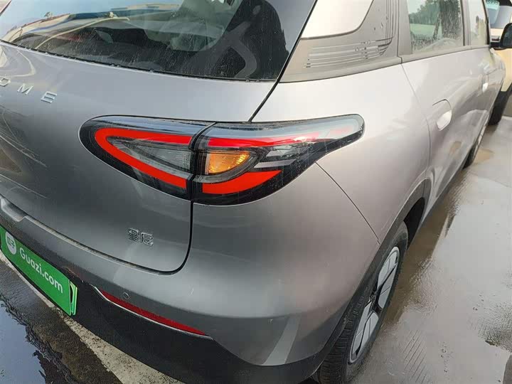 Фото 8 - Geely Galaxy Geome