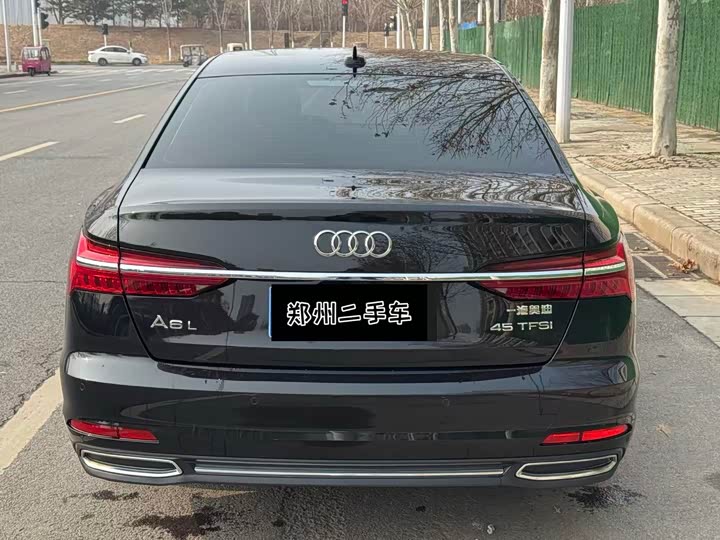 Фото 8 - Audi A6L