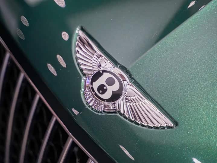 Фото 5 - Bentley Bentayga