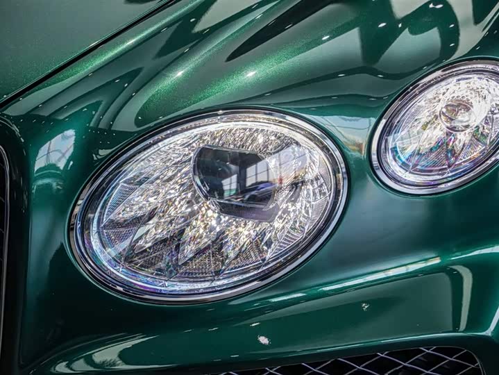 Фото 6 - Bentley Bentayga